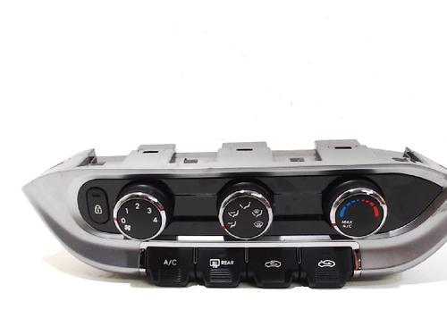 Used Climate control KIA RIO III (UB) 1.1 CRDi (75 hp) 3270148