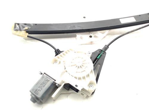 Used Rear right window mechanism Rear right window mechanism AUDI A1 Sportback (8XA, 8XF) 1.0 TFSI (95 hp) 10671079 10671079