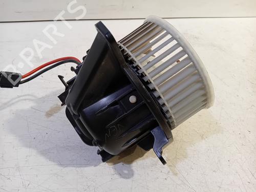 Used Heater blower motor VW POLO VI (AW1, BZ1, AE1) 1.0 TSI (116 hp) 20085244