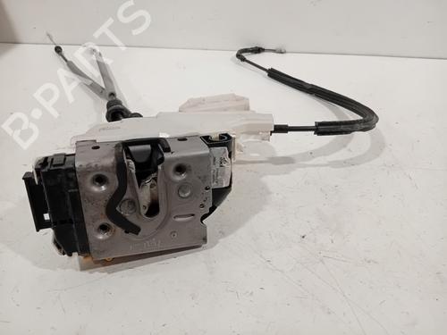 front-left-lock-fiat-500x-334_-2014-27503887 main image