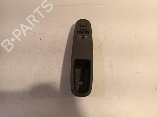 Used Switch FIAT GRANDE PUNTO (199_) 1.3 D Multijet (84 hp) 17462606