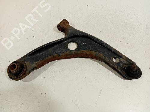 Used Right front suspension arm TOYOTA YARIS (_P9_) 1.0 VVT-i (KSP90_, KSP90R) (69 hp) 17544857
