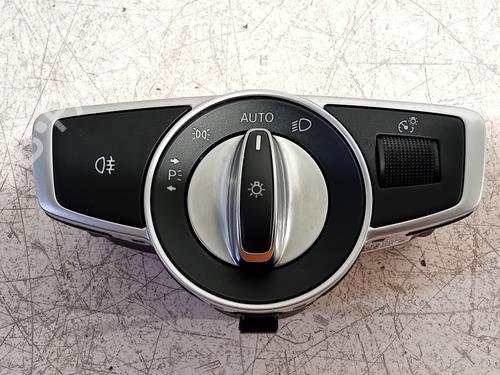 Forlygtekontakt Forlygtekontakt MERCEDES-BENZ C-CLASS (W205) C 180 (205.076) (156 hp) 25777115 25777115