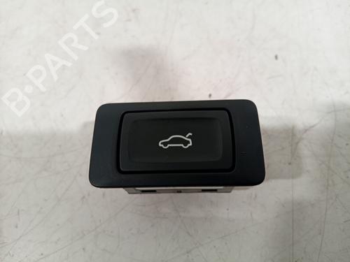 Used Switch Switch 18121032 18121032