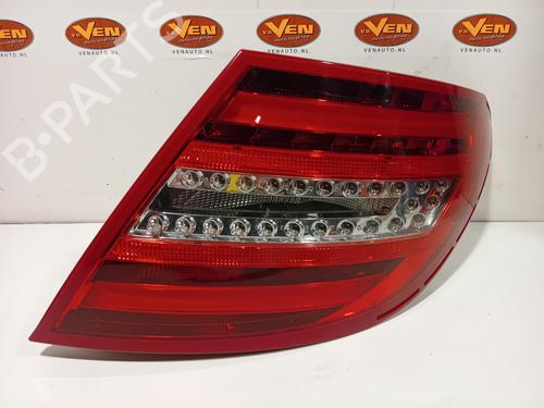 Used Right taillight Right taillight MERCEDES-BENZ C-CLASS (W204) C 200 CDI (204.001) (136 hp) 36109450 36109450
