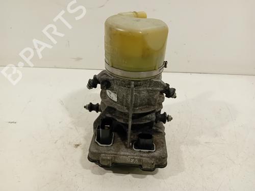 Used Steering pump Steering pump 15805348 15805348