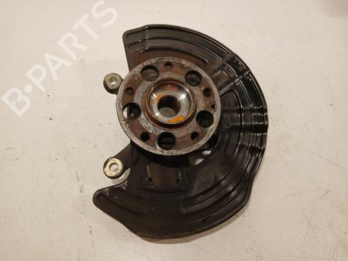 Used Left front steering knuckle MERCEDES-BENZ CLA Coupe (C117) CLA 180 (117.342) (122 hp) 25220307