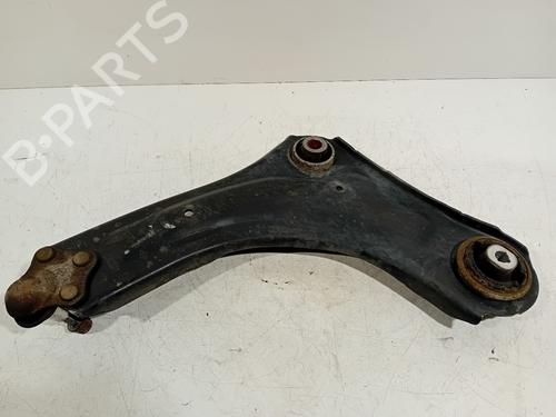 Used Right front suspension arm RENAULT GRAND SCÉNIC III (JZ0/1_) 1.4 16V (JZ0F) (131 hp) 17090751