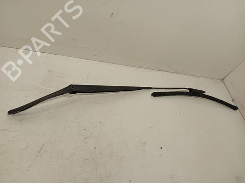 Used Front windshield wiper arm Front windshield wiper arm 13874237 13874237