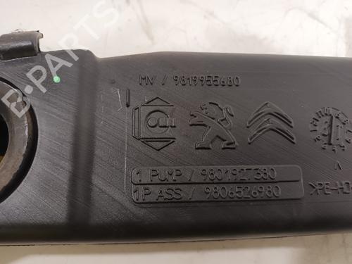 Windscreen washer tank PEUGEOT 308 II (LB_, LP_, LW_, LH_, L3_) 1.6 HDi 100 | BP13753776C113 