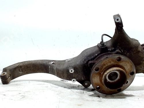 Used Right front steering knuckle BMW X5 (E70) xDrive 30 d (235 hp) 13204115