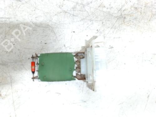 Used Heater resistor Heater resistor TOYOTA AYGO (_B1_) 1.0 (KGB10_, KGB10R) (68 hp) 11786805 11786805