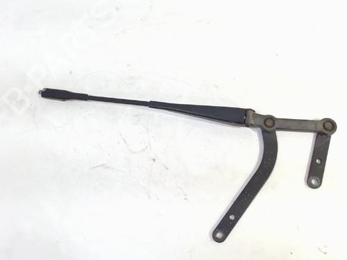 Used Front windshield wiper arm MERCEDES-BENZ SLK (R171) 350 (171.456) (272 hp) 13203091