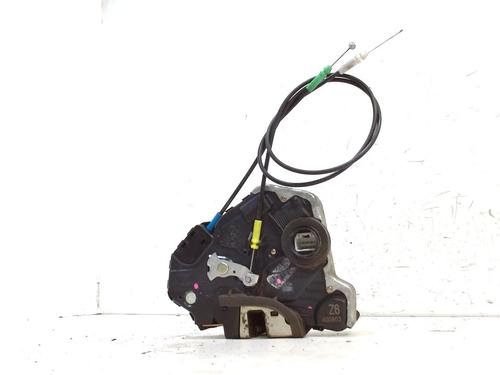 Used Front right lock TOYOTA AVENSIS Saloon (_T25_) 1.8 VVT-i (ZZT251_, ZZT251R) (129 hp) 13201511