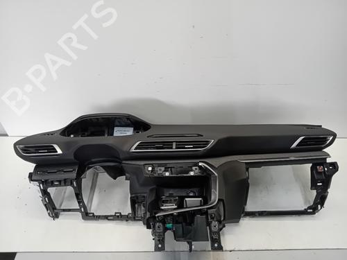 Used Airbag Kit Airbag Kit PEUGEOT 3008 II SUV (MC_, MR_, MJ_, M4_) 1.2 THP/ PureTech 130 (MRHNSM, MRHNSU, MRHNSJ, MRHNYW,... (131 hp) 35726140 35726140