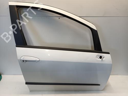 Used Right front door FIAT GRANDE PUNTO (199_) 1.4 (199AXB11, 199AXB1A, 199BXB1A, 199AXL1A) (77 hp) 17566377