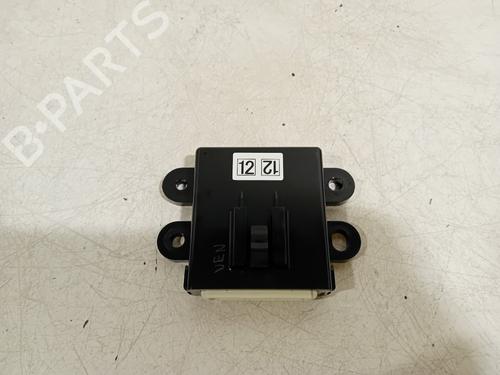 Used Start/Stop ECU MITSUBISHI OUTLANDER III (GG_W, GF_W, ZJ, ZL, ZK) 2.4 Hybrid 4WD (GG3W) (208 hp) 25776909