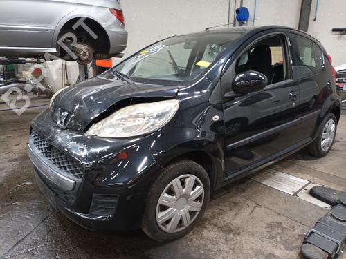 Brugte PEUGEOT 107 (PM_, PN_) 1.0 4795981