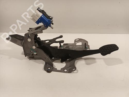Used Break pedal Break pedal 16554325 16554325