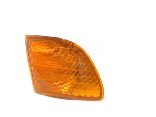 Used Right front indicator MERCEDES-BENZ VITO Van (W638) 108 CDI 2.2 (638.094) (82 hp) 13199576