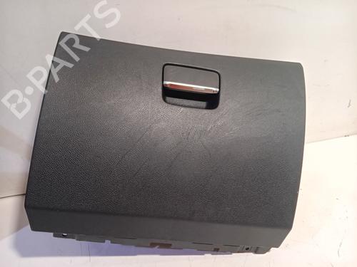 Used Glove box MERCEDES-BENZ A-CLASS (W176) A 180 CDI / d (176.012) (109 hp) 27479150