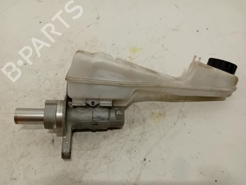 Used Brake fluid reservoir BMW 2 Gran Tourer (F46) 216 d (116 hp) 13753731