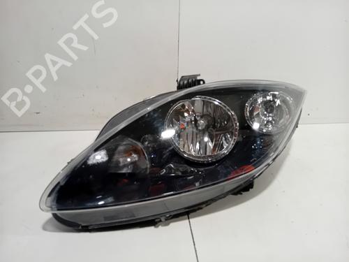 Used Left headlight SEAT LEON (1P1) 1.2 TSI (105 hp) 30804266
