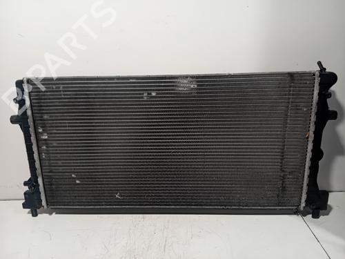 Used Water radiator Water radiator 36984887 36984887
