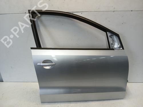 Used Right front door Right front door 37799372 37799372