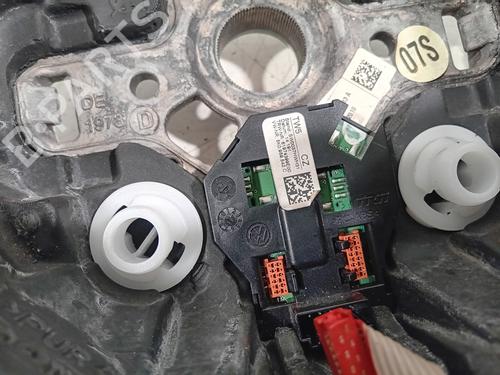 Steering wheel VW GOLF VI (5K1) 1.4 TSI | BP31290228C49