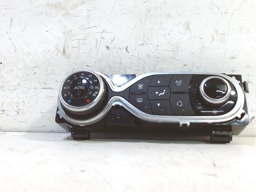 Used Climate control RENAULT TWINGO III (BCM_, BCA_) 0.9 TCe 90 (BCM9, BCM2) (90 hp) 6924468