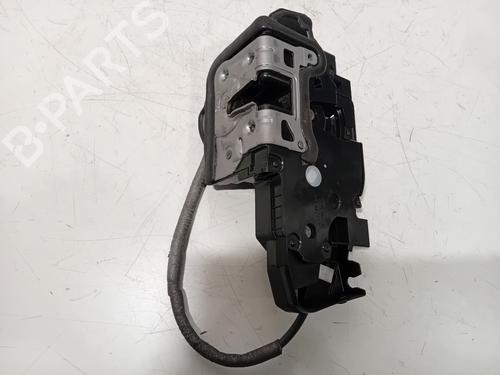front-left-lock-mercedes-benz-cla-c118-2019-33237352 main image