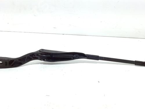 Front windshield wiper arm MERCEDES-BENZ CLS (C219) CLS 320 CDI (219.322) | BP13737429C143 