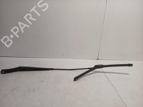 Used Front windshield wiper arm VW GOLF VII (5G1, BQ1, BE1, BE2) 2.0 GTI (230 hp) 19269485