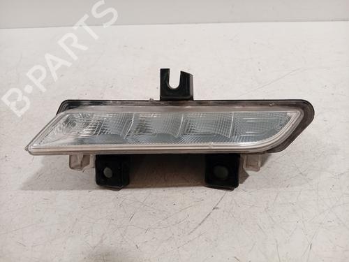 Used Right daytime light Right daytime light 22176926 22176926