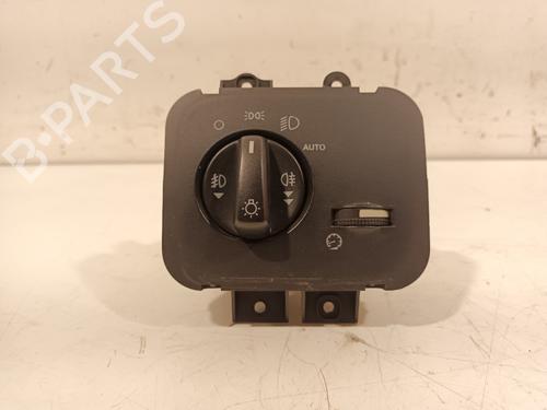 Used Headlight switch Headlight switch 15716672 15716672