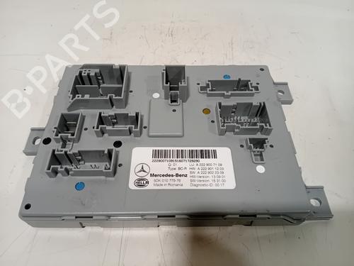 Used Comfort control module Comfort control module MERCEDES-BENZ C-CLASS T-Model (S205) C 350 e (205.247) (279 hp) 36360335 36360335