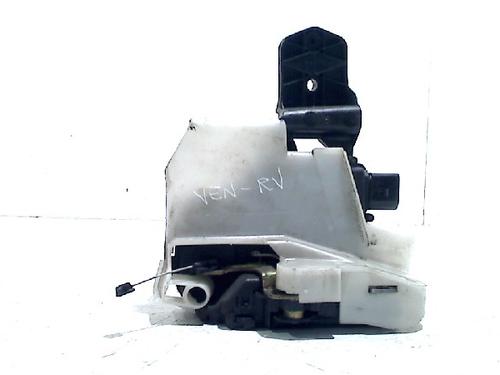 Used Front right lock VW PASSAT B5.5 Variant (3B6) 2.0 (115 hp) 13198187