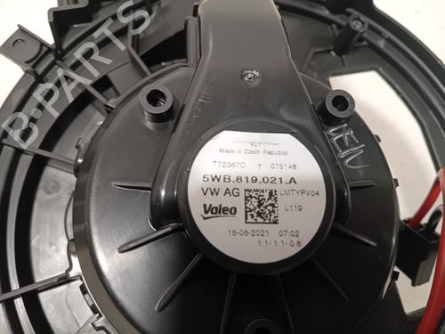 Heater blower motor VW GOLF VIII (CD1, DA1) 2.0 TSI R 4motion | BP33757249M62 - Image 5