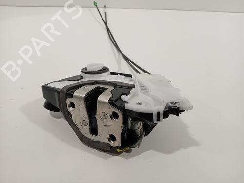 Used Front left lock TOYOTA YARIS (_P13_) 1.5 Hybrid (NHP130_) (101 hp) 23989423
