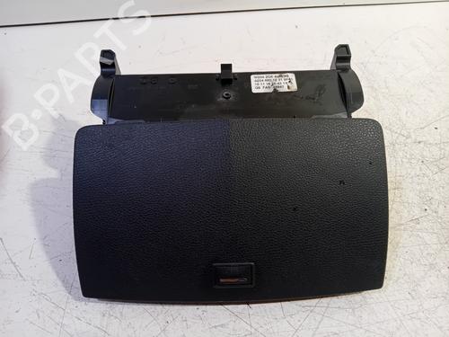 display-monitor-mercedes-benz-c-class-w204-2007-2008-2009-2010-2011-2012-2013-2014-2015-25834864 main image