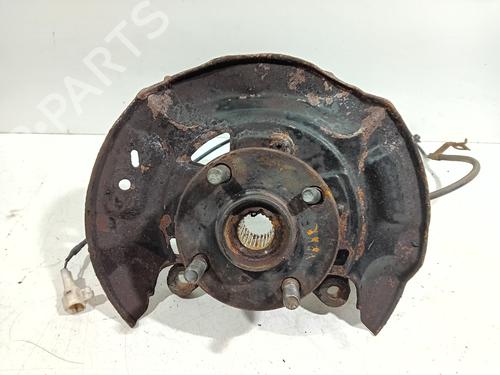 Used Right front steering knuckle TOYOTA YARIS (_P9_) 1.3 VVT-i (SCP90_, SCP90R) (87 hp) 16993539