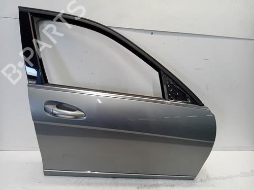 Used Right front door MERCEDES-BENZ C-CLASS (W204) C 180 CGI (204.049) (156 hp) 25834827