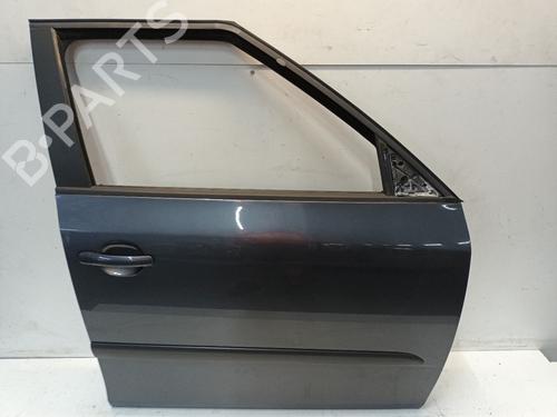 Used Right front door SKODA FABIA II Combi (545) 1.2 TDI (75 hp) 26725992