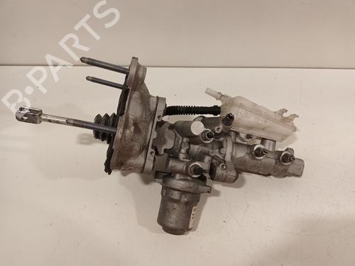 Used Servo brake RENAULT ZOE Hatchback Van (BFM_) Electric (BFME) (92 hp) 18072555