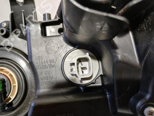 Right headlight LEXUS CT (ZWA10_) 200h (ZWA10_, ZWA10R) | BP32774728C29 - Image 4