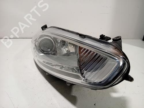 Used Right headlight Right headlight FORD FIESTA VI (CB1, CCN) 1.0 EcoBoost (100 hp) 40283182 40283182