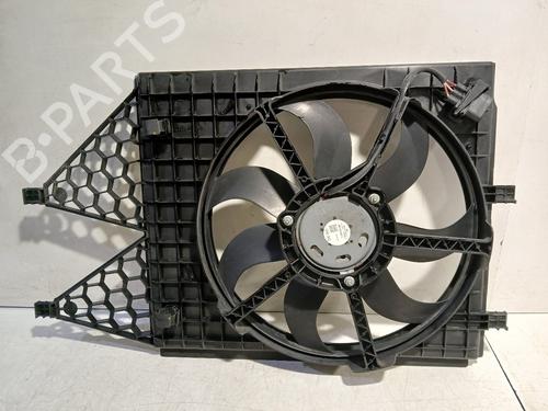 Used Radiator fan Radiator fan SKODA FABIA III Estate (NJ5) 1.2 TSI (110 hp) 33884471 33884471