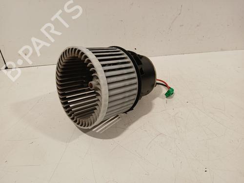 Used Heater blower motor PEUGEOT 308 SW II (LC_, LJ_, LR_, LX_, L4_) 1.6 BlueHDi 120 (120 hp) 30309132