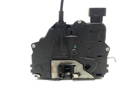 Used Front right lock OPEL CORSA D (S07) 1.4 (L08, L68) (90 hp) 13205447